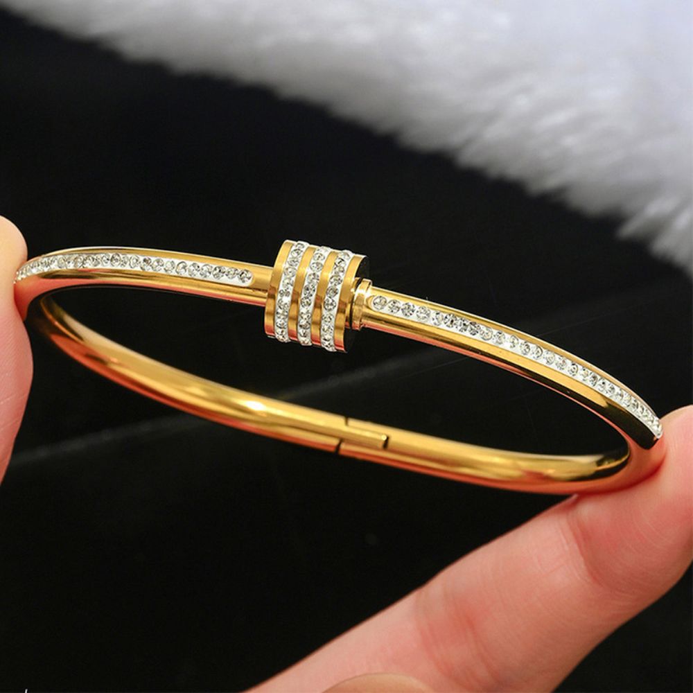 Stainless Steel Lucky Four Leaf Clover Bracelet for Women