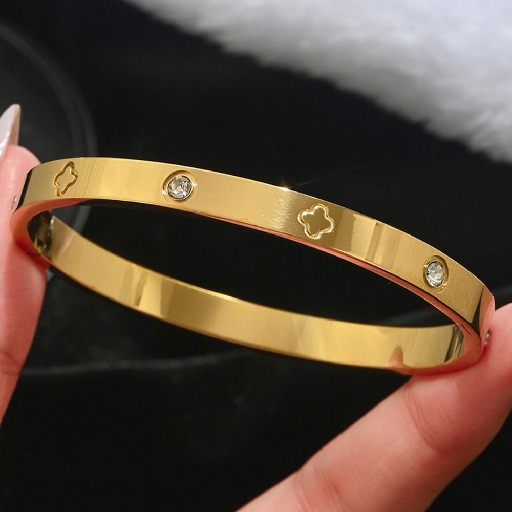 Stainless Steel Lucky Four Leaf Clover Bracelet for Women