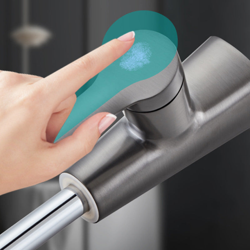 Single-Hole Basin Tap With Pull-Out Spray Head