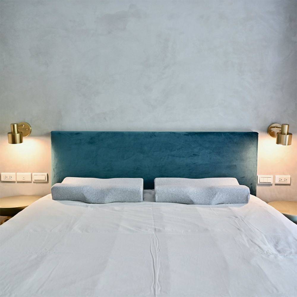 Neck Relief Ergonomic Cervical Pillow