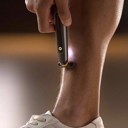 Cordless rechargeable precision shaver