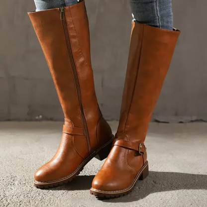 Elegant leather boots – trendy women's boots for every occasion