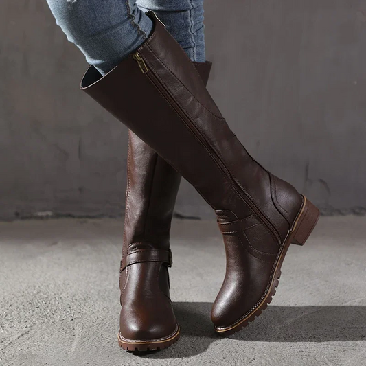 Elegant leather boots – trendy women's boots for every occasion