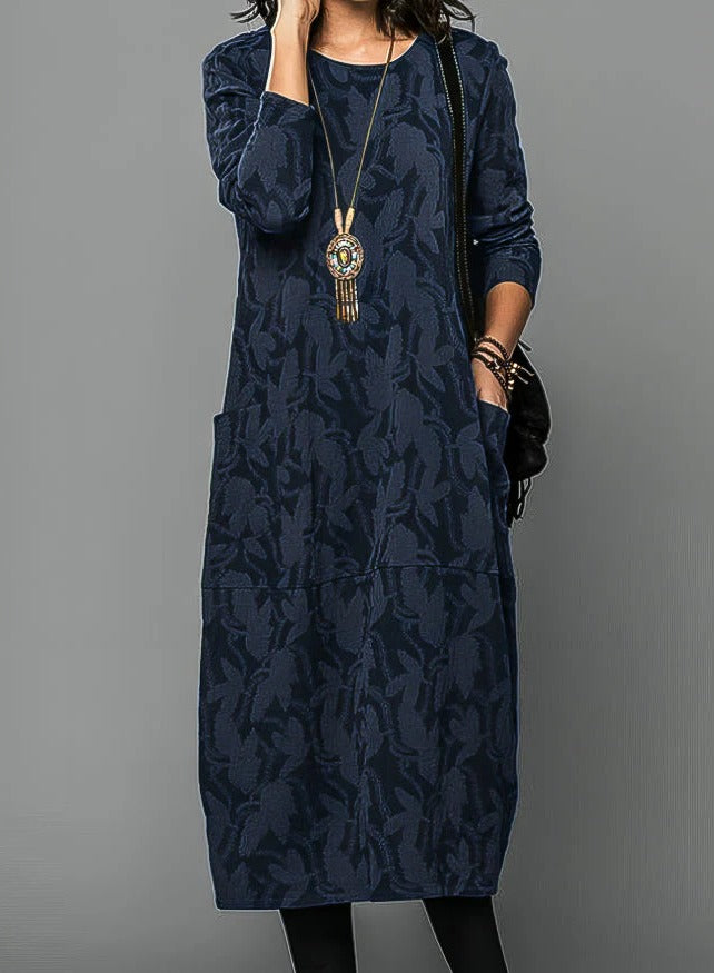 Casual Winter Dress For Women With Round Neckline and Warm Fabric