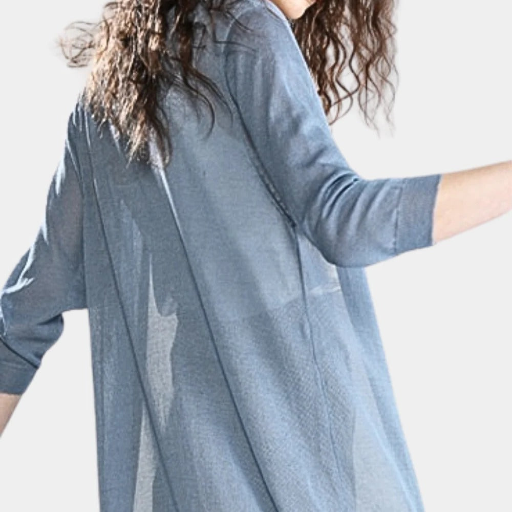 Elegant and Lightweight Women's Vest