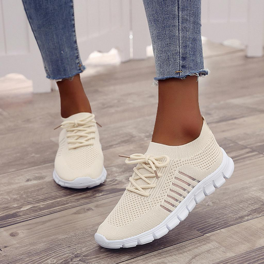 Orthopaedic and breathable shoes