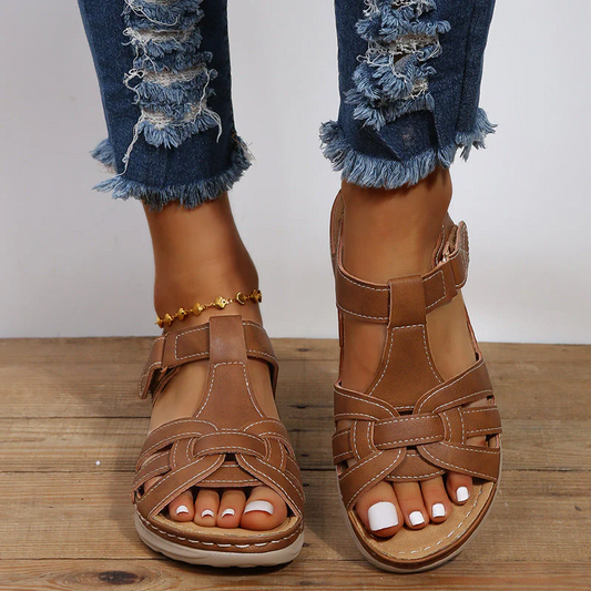 Women's orthopaedic sandals with Velcro