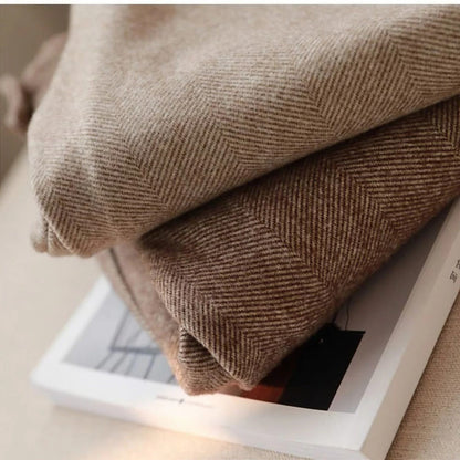 Elegant and Fitted Women's Pants