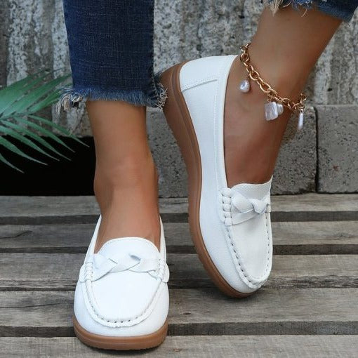 Women shoes Soft Leather Slip on Walking Loafers Shoes