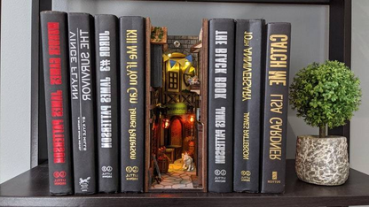 Medieval AlleyWorld Bookshelf Insert Box