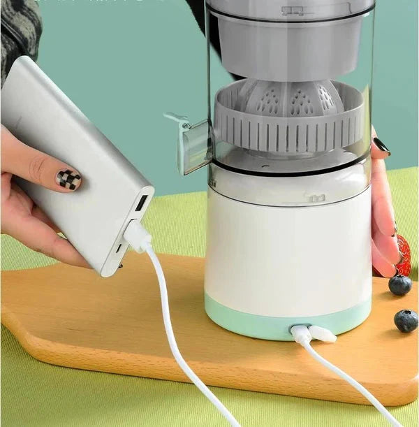 Portable Wireless Electric Fresh Orange Citrus Squeezer Juicer